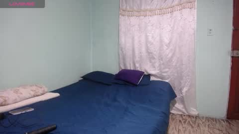 emily_valencia_1 online show from March 1, 1:27 am