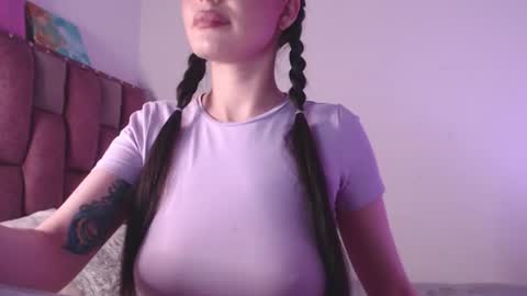 emily_w2 online show from July 20, 4:04 am