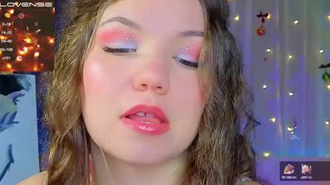 artist Emily online show from December 29, 2:17 am