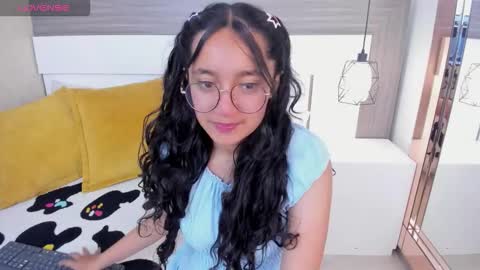 Emily Bluush online show from March 7, 7:43 pm