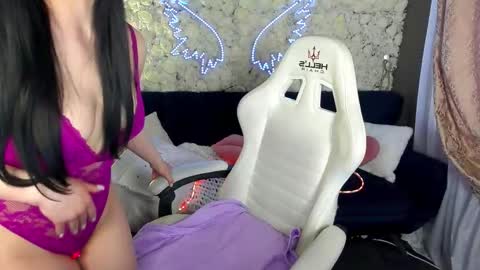 Emy online show from March 19, 7:35 am