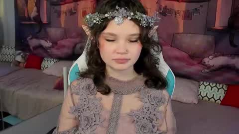 Emilyhaves online show from October 30, 6:42 pm