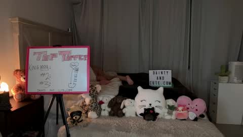 emilyfawn online show from May 5, 4:15 am