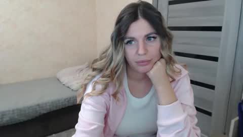 emilyfork online show from October 12, 3:03 pm