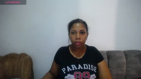 Emilyhines online show from July 16, 9:52 pm