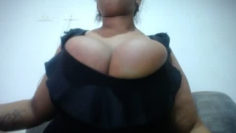Emilyhines online show from June 20, 10:02 pm