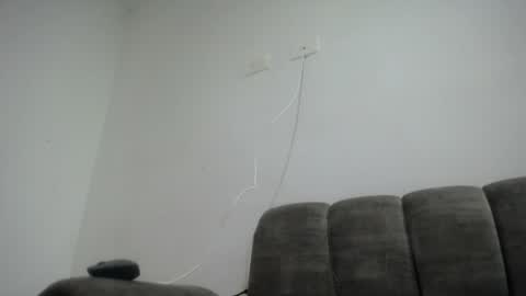 Emilyhines online show from April 29, 2:37 am