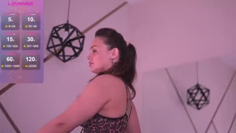 Emily online show from June 29, 10:15 am