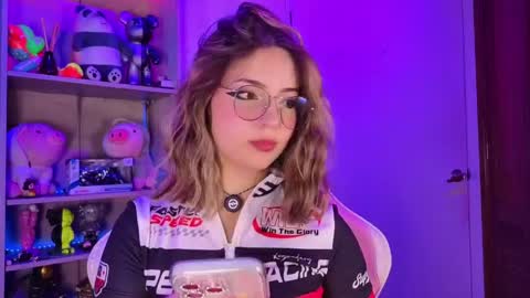 VALEEEN online show from May 3, 3:26 pm