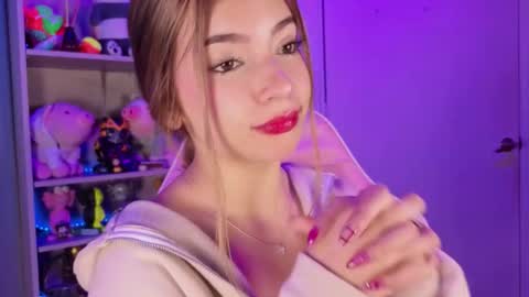 VALEEEN online show from February 3, 4:12 pm