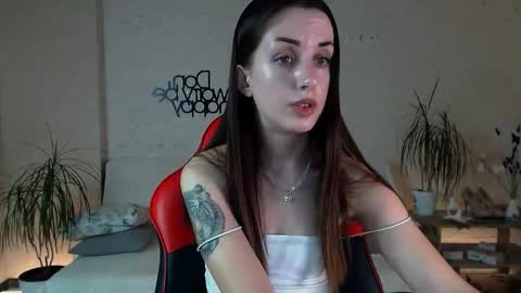 Emyli online show from September 25, 4:17 pm