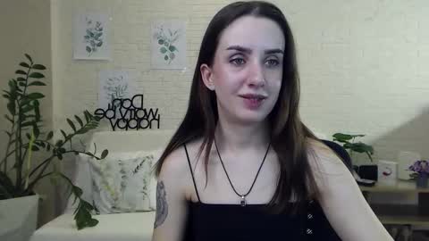 Emyli online show from January 6, 9:00 pm