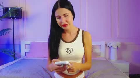 Emily online show from July 10, 4:51 pm