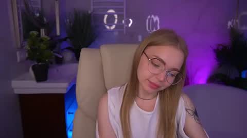  MY NAME IS Emily WELCOME EVERYONE I WILL BE HAPPY TO GIVE YOU WHAT YOU HAVE DREAMED OF FOR SO LONG online show from June 13, 6:11 am