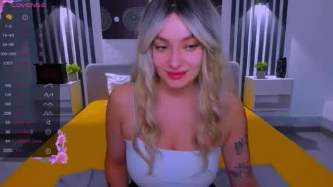 Emily online show from March 13, 1:29 am