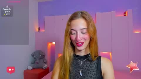 emilywilliis online show from February 19, 12:37 pm