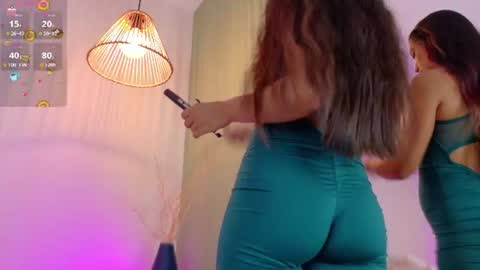 Emily Bank online show from June 27, 8:04 pm