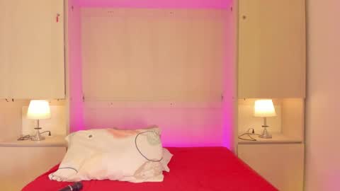 Emily online show from October 9, 5:11 am