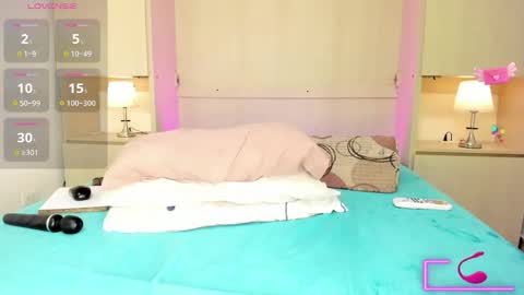 Emily online show from November 6, 5:02 am