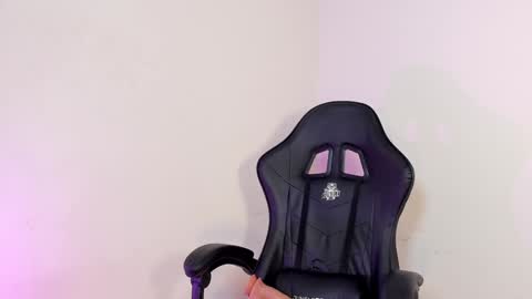 emma online show from December 29, 2:27 am