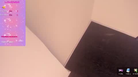 emma__js_ online show from July 16, 6:34 pm