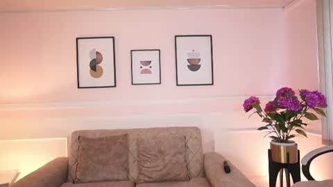 emma__walkerr_ online show from June 12, 7:33 pm