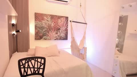 Alice online show from March 7, 12:12 pm