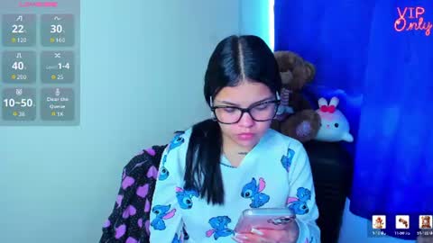 emma_boo_ online show from July 21, 2:18 pm
