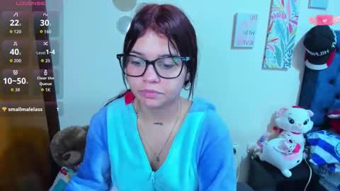 emma_boo_ online show from November 6, 1:06 pm