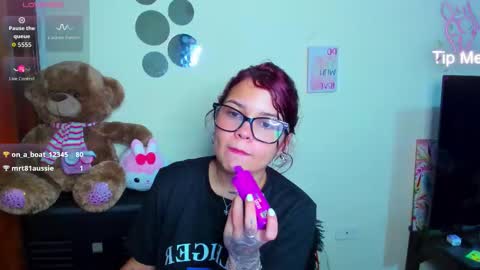 emma_boo_ online show from February 28, 8:30 pm