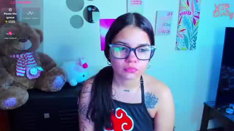 emma_boo_ online show from June 11, 2:47 pm