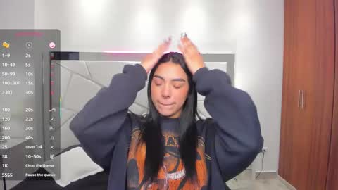  Emma online show from November 26, 11:33 am