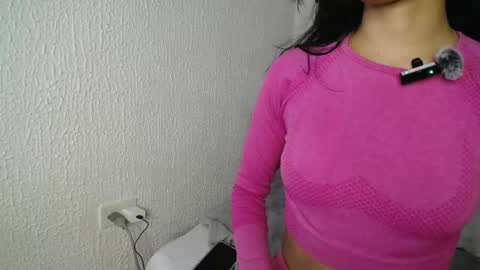 Emma Glow online show from February 24, 1:38 am