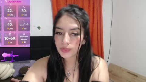 emma_grace_ online show from April 29, 6:38 am