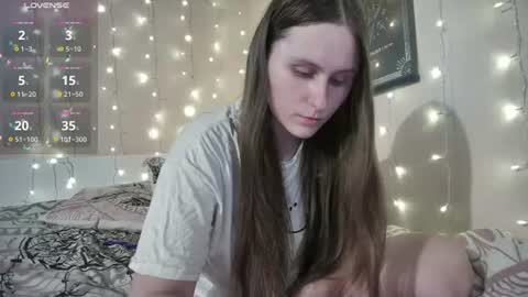 emma_just online show from June 29, 5:23 pm