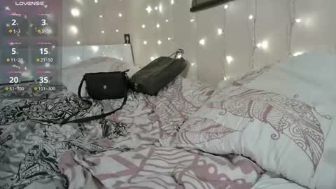 emma_just online show from June 19, 6:44 pm
