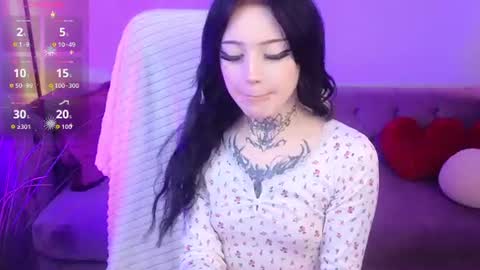emma_kirks online show from July 26, 12:35 pm