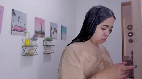 whises lits        online show from February 12, 5:25 pm