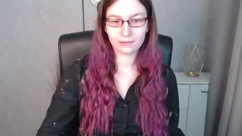 Snapshot of emma_lust94 chatting on January 31, 6:35 am emma online show from January 31, 6:35 am