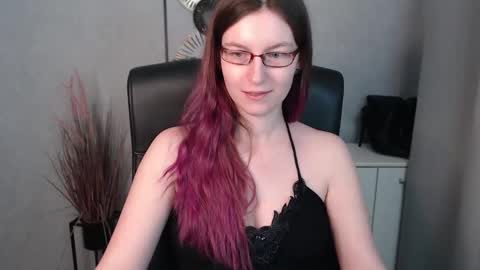 Snapshot of emma_lust94 chatting on February 3, 6:34 am emma online show from February 3, 6:34 am