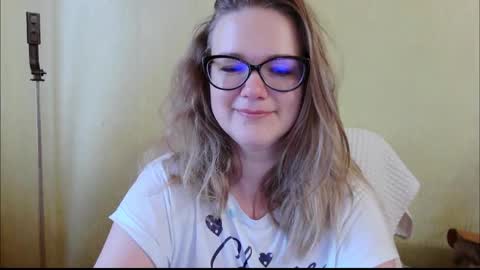 emma_misty_ online show from October 27, 6:20 am