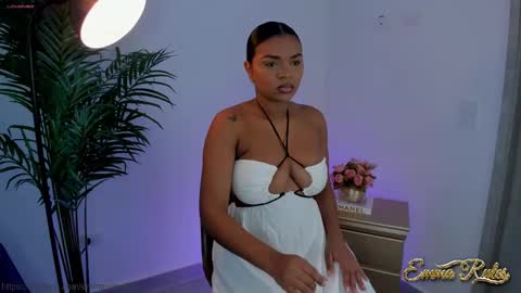 Emma online show from February 20, 2:46 pm