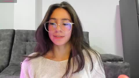 Emma online show from May 18, 4:07 am