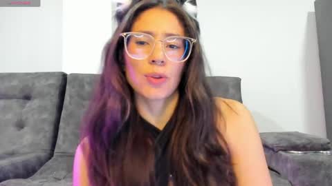 Emma online show from May 17, 5:39 am