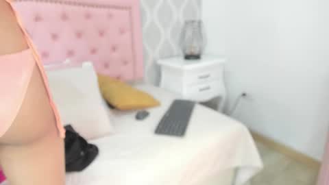 emma scott 7 online show from February 22, 11:00 am