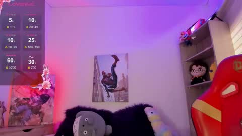 EMMA  online show from December 14, 2:12 pm