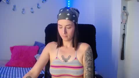 Emma Black online show from June 24, 5:56 pm