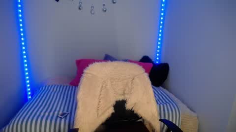 Emma Black online show from June 12, 5:54 pm