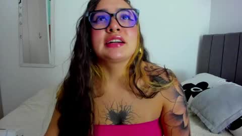 Emma online show from May 9, 2:35 am