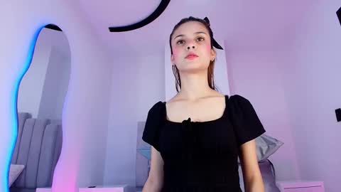 Emma online show from November 15, 12:17 pm